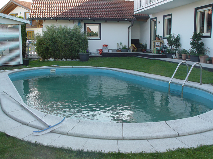 Pool01.jpg